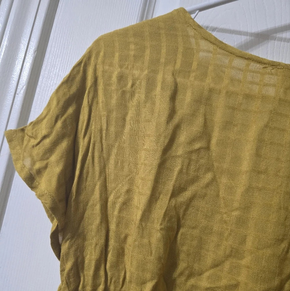 NWT Japna Mustard Yellow Smocked Dolman Short Sleeve Top, Cropped, Deep V-Neck. - Picture 7 of 10